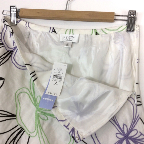 SOLD Ann Taylor A-Line Embroidered Spring Skirt - Picture 4 of 5